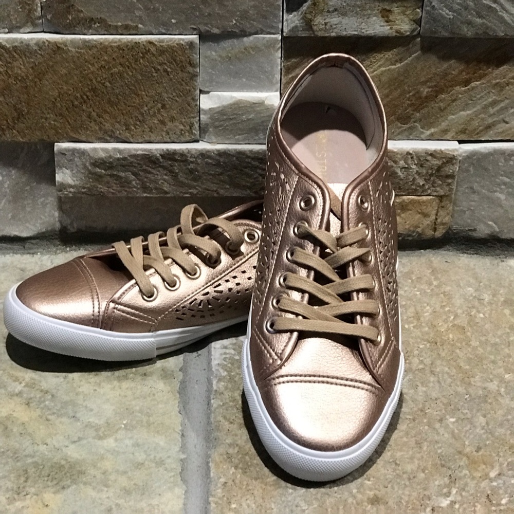 New Restricted rose gold fashion sneakers